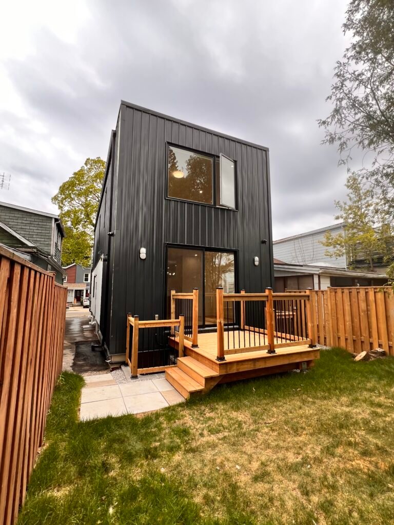 Infill Duplex Development on Narrow Lot